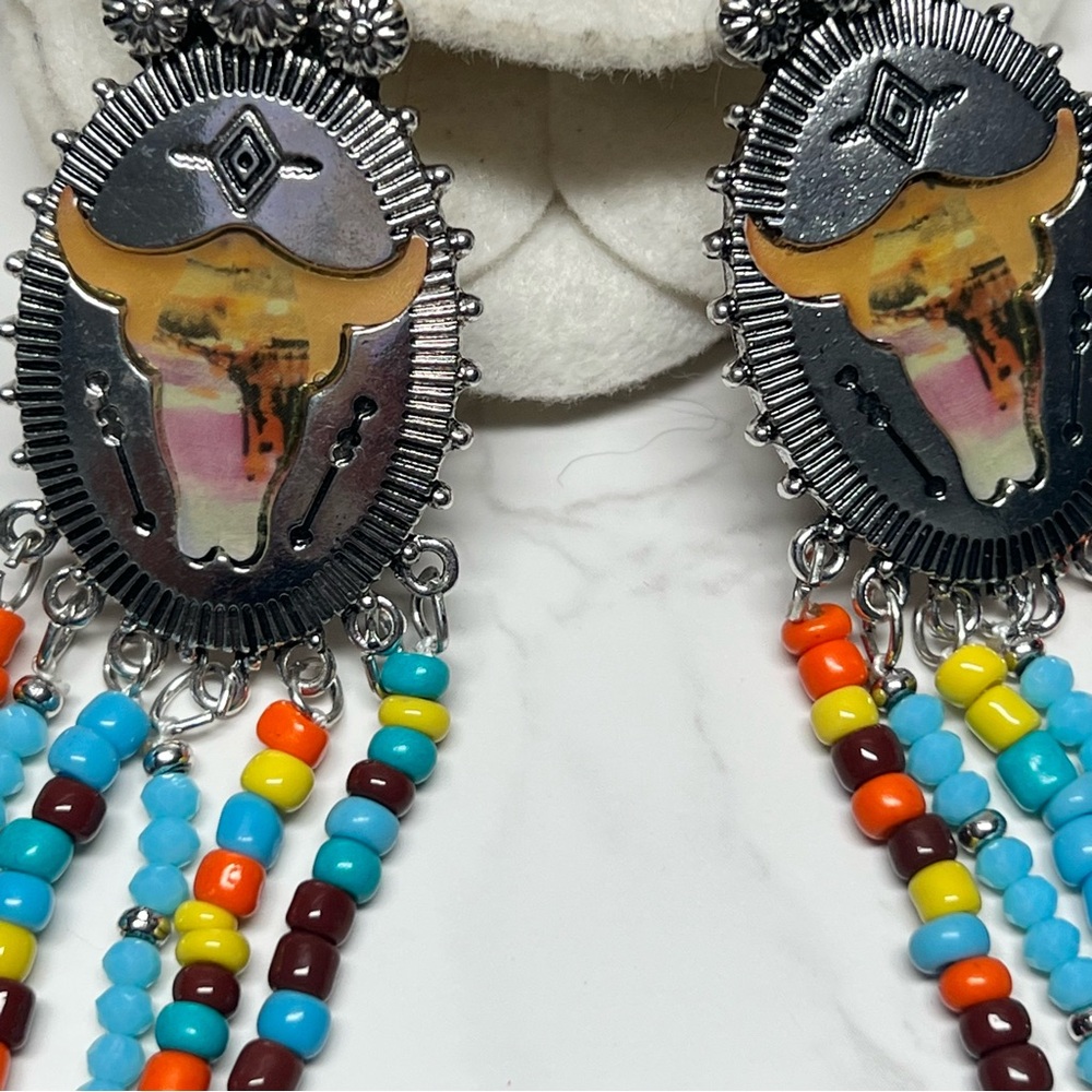 Justin Western Longhorn Skull Beaded Fringe Earrings|Cowgirl Rodeo|NWT - Picture 4 of 7